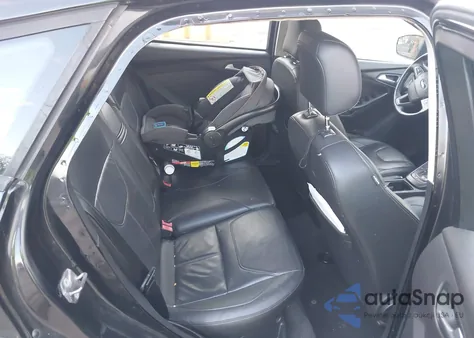 2015 Ford Focus Se from USA, damaged, VIN 1FADP3K21FL213775